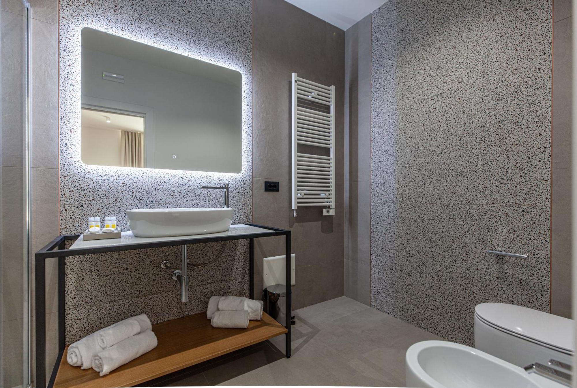 Rh Lifestyle Rooms & Suites Olbia Phòng bức ảnh