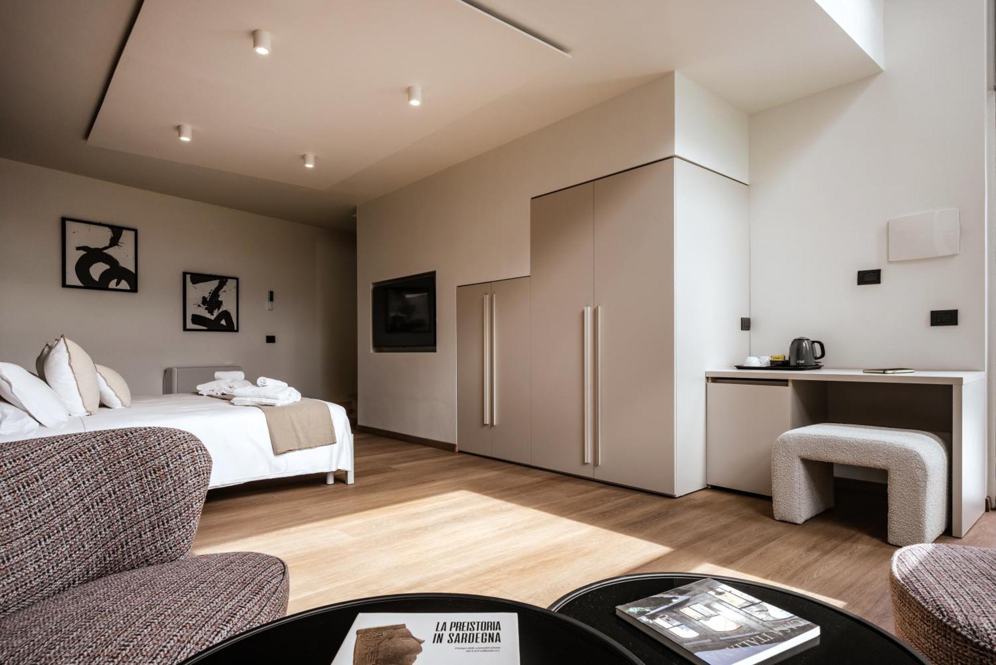 Rh Lifestyle Rooms & Suites Olbia Ngoại thất bức ảnh